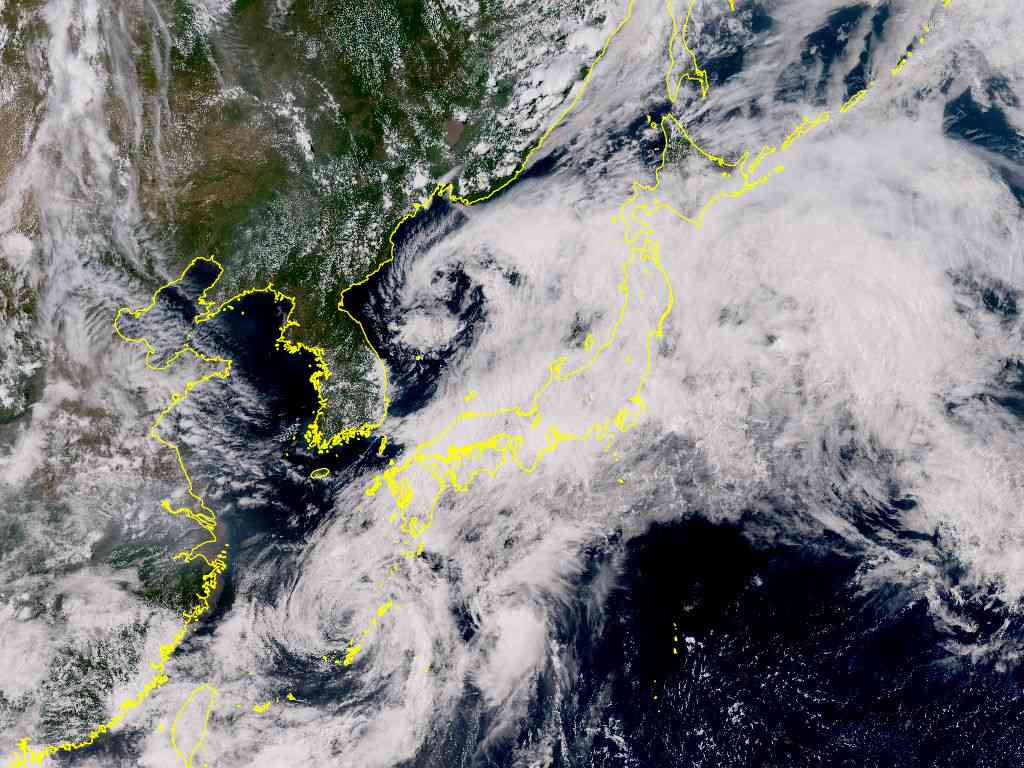 台風7号・8号の最新情報 2026年｜Windy台風進路予想｜Surf life