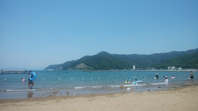 鞠山海水浴場