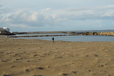 山の下船江町浜海水浴場