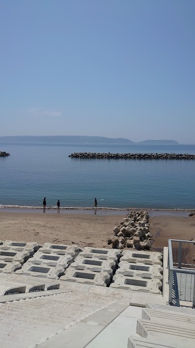 十八成浜海水浴場