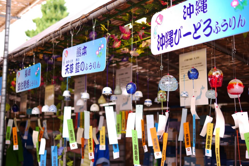 川崎大師風鈴市沖縄びーどろ風鈴